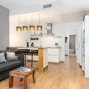 apartamento-a-5-min-de-calle-larios-con-parking.es-andalucia.com/